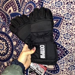 Black Olympia Winter Gloves